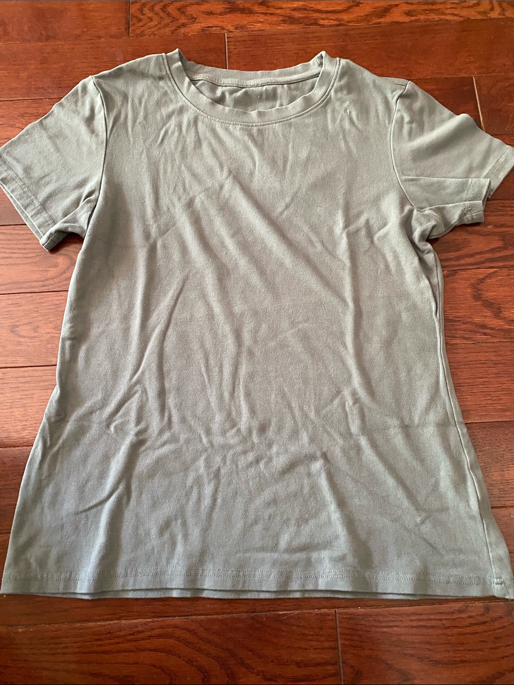 Source Unknown Olive Crew Neck Short Sleeve Tee